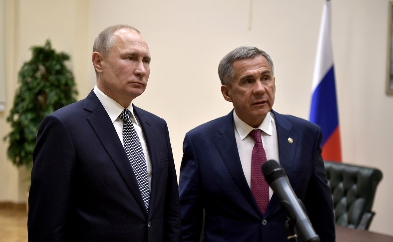 Путин и Минниханов навестили бывшего президента Татарстана