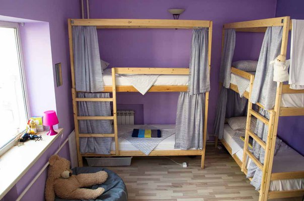 Сеть хостелов“Tvoyhostel” – от 450 руб/ночь <br><br>Хостелы “Tvoyhostel” расположенны в самом центре Москвы, на ваш выбор места около: <br>метро Смоленская (1 мин) <br>метро Достоевская (5 мин) <br>метро Баррикадная (1 мин) <br><br>К услугам гостей: <br>Постельное белье и полотенца <br>WI-FI <br>Ежедневная уборка <br>Стиральная машинка <br>Мультиварка <br>Завтраки <br>Кухня со всеми необходимыми принадлежностями <br>Фен и утюжок для ваших прекрасных волос <br>Утюг и гладильная доска <br>Есть женкие, мужские и смешные номера <br>Все хостелы чистые, новые. <br><br>Цена, при длительном проживании значительно ниже, гибкие условия оплаты <br>Будем рады вам! Звоните, все обсудим. <br><br>Контактный телефон: <br>+7 (962) 963-78-78 Владислав - фото Фото: Сеть хостелов“Tvoyhostel” – от 450 руб/ночь <br><br>Хостелы “Tvoyhostel” расположенны в самом центре Москвы, на ваш выбор места около: <br>метро Смоленская (1 мин) <br>метро Достоевская (5 мин) <br>метро Баррикадная (1 мин) <br><br>К услугам гостей: <br>Постельное белье и полотенца <br>WI-FI <br>Ежедневная уборка <br>Стиральная машинка <br>Мультиварка <br>Завтраки <br>Кухня со всеми необходимыми принадлежностями <br>Фен и утюжок для ваших прекрасных волос <br>Утюг и гладильная доска <br>Есть женкие, мужские и смешные номера <br>Все хостелы чистые, новые. <br><br>Цена, при длительном проживании значительно ниже, гибкие условия оплаты <br>Будем рады вам! Звоните, все обсудим. <br><br>Контактный телефон: <br>+7 (962) 963-78-78 Владислав
