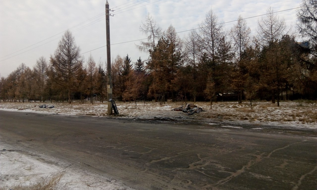В Омске владельца сгоревшей на Лукашевича фуры просят убрать за собой мусор – ФОТО В Омске владельца сгоревшей на Лукашевича фуры просят убрать за собой мусор – ФОТО
