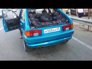 ВАЗ 2114 на R20