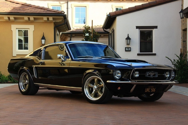 Ford Mustang Fastback