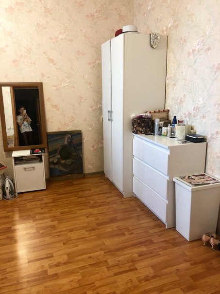 Сдаётся комната 17 кв.м. с балконом в 2-комнатной квартире общей площадью 56 кв.м на длительный срок. Квартира улучшенной планировки, обе комнаты в разных пролетах, новостройка бизнес-класса. Большая кухня 10 кв.м.<br>3 мин. пешком от метро Рязанский проспект.<br>Сдаётся девушке. В другой комнате проживает одна девушка.<br>По стоимости 23 тыс. плюс счетчики, интернет (при желании). Есть депозит. <br>Без комиссии. - фото Фото: Сдаётся комната 17 кв.м. с балконом в 2-комнатной квартире общей площадью 56 кв.м на длительный срок. Квартира улучшенной планировки, обе комнаты в разных пролетах, новостройка бизнес-класса. Большая кухня 10 кв.м.<br>3 мин. пешком от метро Рязанский проспект.<br>Сдаётся девушке. В другой комнате проживает одна девушка.<br>По стоимости 23 тыс. плюс счетчики, интернет (при желании). Есть депозит. <br>Без комиссии.