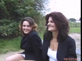 Mother and daughter Amateur FULL
