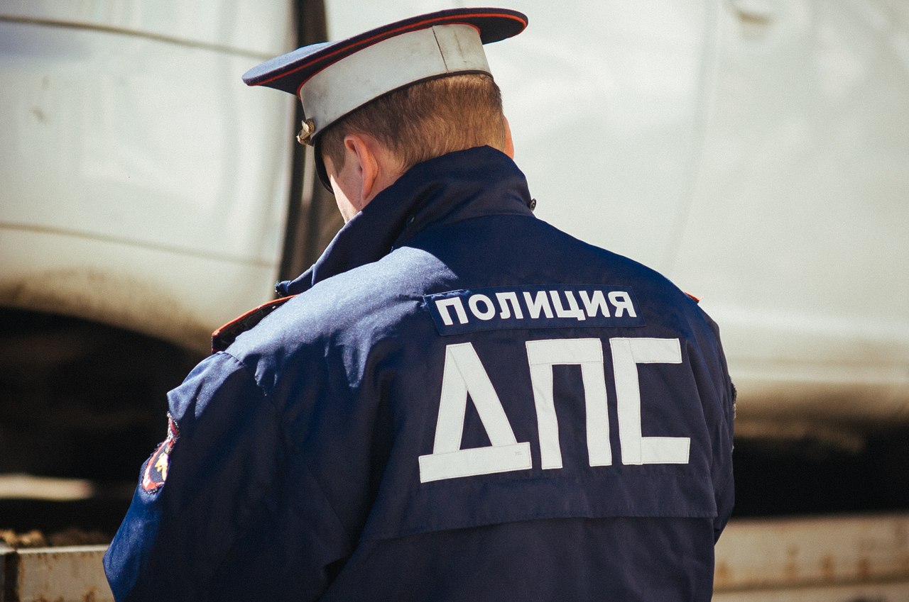 В Зеленчукском районе сотрудники ОГИБДД обратились к водителям с просьбой
