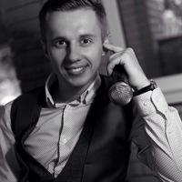 Дмитрий Молчун  Ведущий