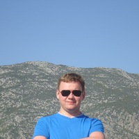 Роман Захаров