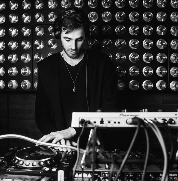  den Bit - Fashion Sound Podcast (May 2018) 
