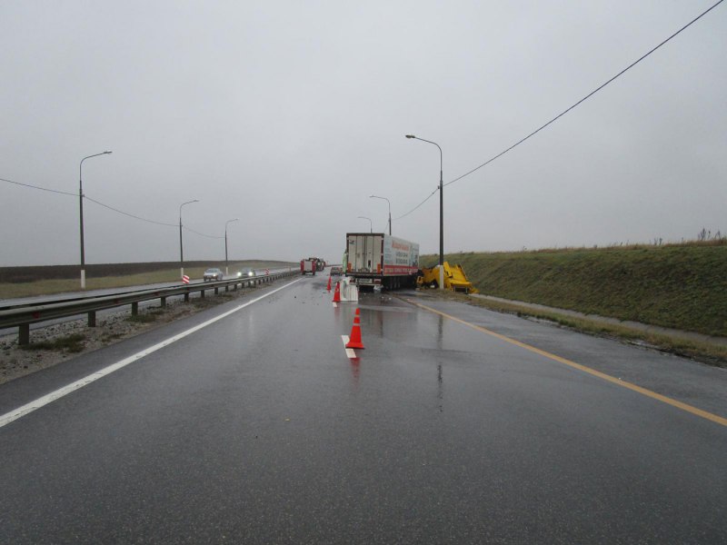 Пассажирский автобус из Таганрога попал в смертельное ДТП с фурой на трассе М4 «Дон»