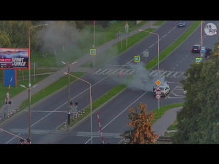 На ул. Первомайская в Пинске загорелась Ауди, 06.08.2018