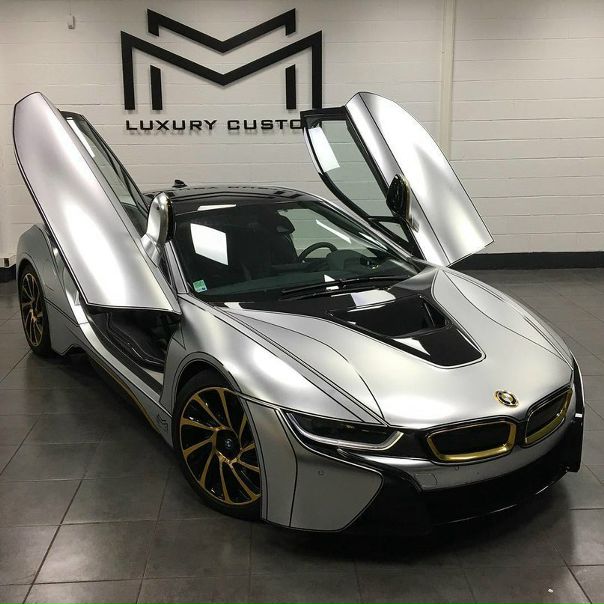 Мощный #BMW i8 Tron 