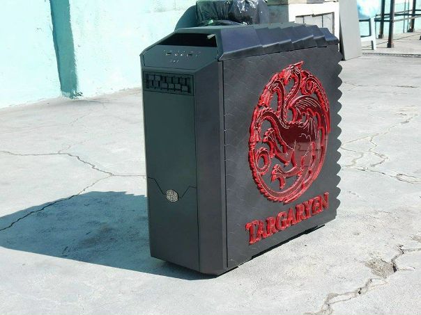 Бразильский моддер Густаво Карвалью член команды #TeamTargaryen.