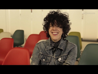 LP насвистывает «Lost on You», «Other People» и Моцарта