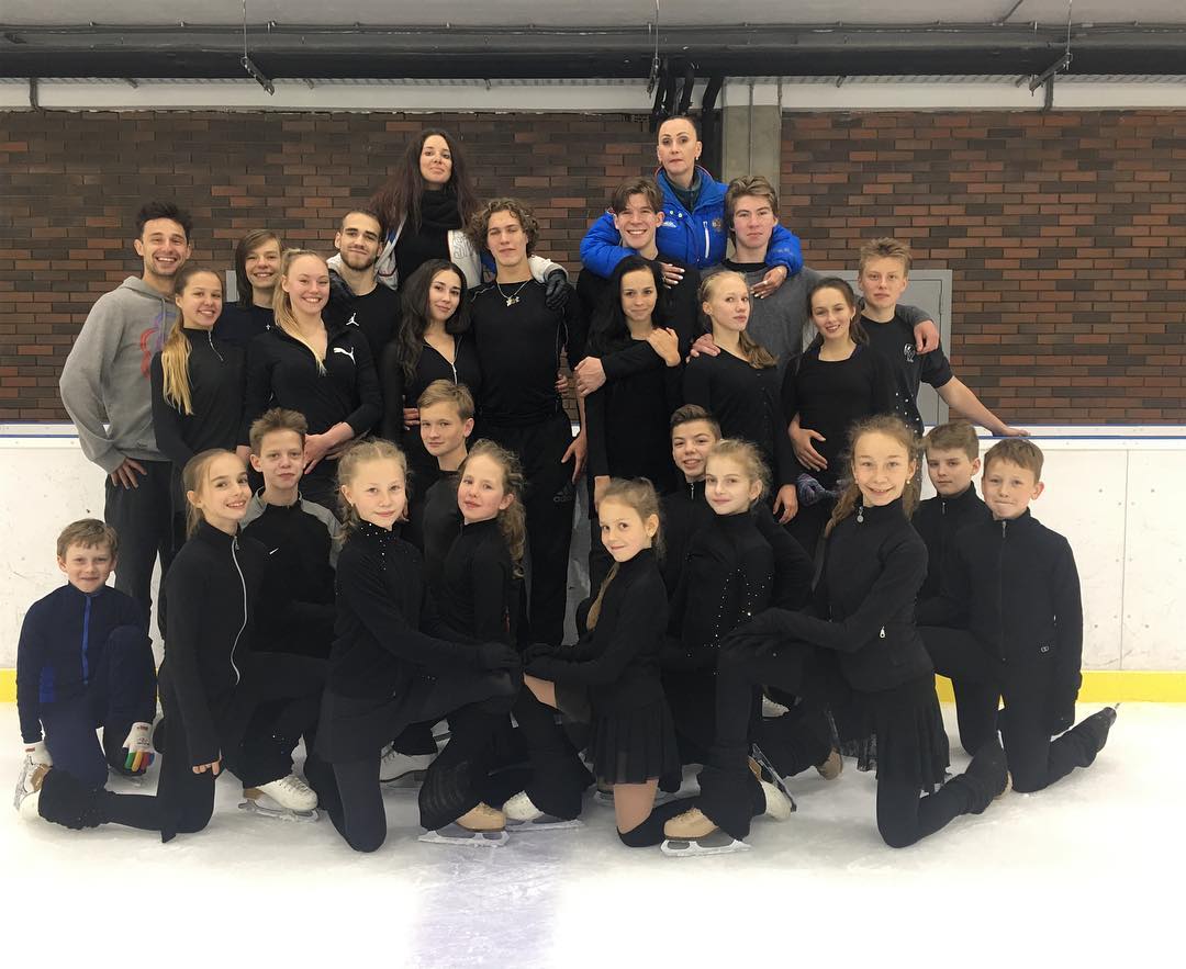 Тренировочные группы. Самбо 70 отделение Хрустальный. Ксения Румянцева тренер. ЦСО самбо-70 отделение Хрустальный. Ксения Румянцева фигурное катание.