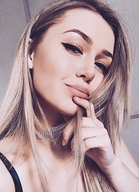 Полина Исакова