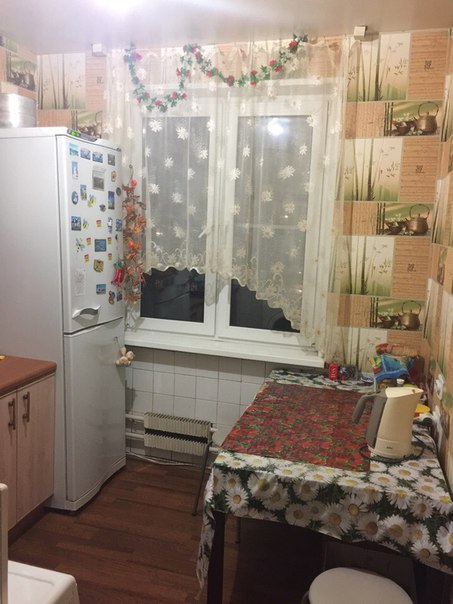 Подселение. Москва. Южная. <br>На подселение в комнату ищем некурящую девушку, комната в 3-х комнатной квартире, от метро ЮЖНАЯ 5 мин пешком, в квартире имеется всё для проживания. Оплата 10.500 по факту заселения, без залога и комиссии. Пишите в л.с. Комната для двоих! В каждой комнате проживает по две девочки, все русские. У нас не пьют и не курят, все дружные, живут уже давно. Если ты платежеспособная и чистоплотная то тебе к нам. Заселение хоть сегодня. - фото Фото: Подселение. Москва. Южная. <br>На подселение в комнату ищем некурящую девушку, комната в 3-х комнатной квартире, от метро ЮЖНАЯ 5 мин пешком, в квартире имеется всё для проживания. Оплата 10.500 по факту заселения, без залога и комиссии. Пишите в л.с. Комната для двоих! В каждой комнате проживает по две девочки, все русские. У нас не пьют и не курят, все дружные, живут уже давно. Если ты платежеспособная и чистоплотная то тебе к нам. Заселение хоть сегодня.