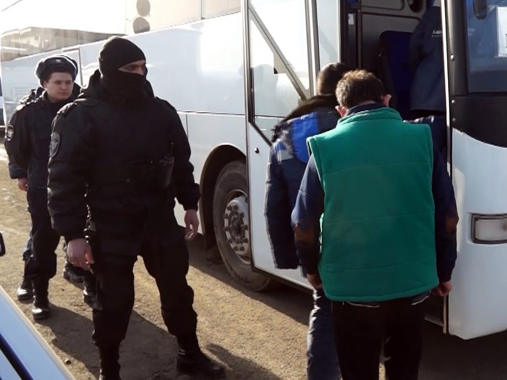 ОМОН оказал силовую поддержку в ходе межведомственной операции ОМОН оказал силовую поддержку в ходе межведомственной операции