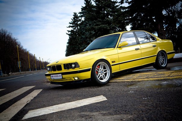 #BMW M5 E34 мощь в классике 
