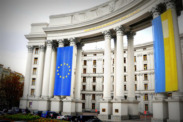 МИД Украины выразил соболезнования в связи со взрывом в петербургском метро 