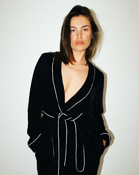 Жена нефедова бусти