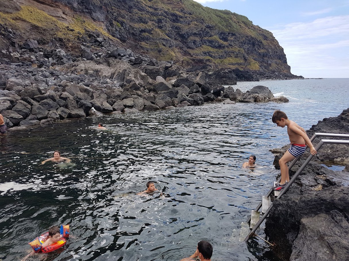 Цветущие Азоры и немного Синтры