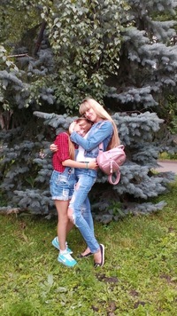 Наташа Стаханова