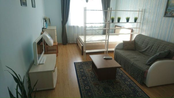 Сдается: 1-комнатная квартира <br>Адрес: Большая Декабрьская, 1 <br>Стоимость: 27000 +сч <br>+ ДО МЕТРО 5 МИНУТ <br>+ УКОМПЛЕКТОВАНА ВСЕМ для комфортного проживания <br>+ ОТЛИЧНАЯ ТРАНСПОРТНАЯ РАЗВЯЗКА <br>+ ХОРОШИЙ РЕМОНТ <br>+ СПАЛЬНАЯ ЗОНА и ЗОНА ОТДЫХА разделены <br>22/15 этаже квартира, сдается в 1 раз, только после небольшого ремонта, рассмотрю почти всех звоните!!! <br>Квартира Светлая, чистая, с хорошим, ремонтом . СОБСТВЕННИК 89636156437 - фото Фото: Сдается: 1-комнатная квартира <br>Адрес: Большая Декабрьская, 1 <br>Стоимость: 27000 +сч <br>+ ДО МЕТРО 5 МИНУТ <br>+ УКОМПЛЕКТОВАНА ВСЕМ для комфортного проживания <br>+ ОТЛИЧНАЯ ТРАНСПОРТНАЯ РАЗВЯЗКА <br>+ ХОРОШИЙ РЕМОНТ <br>+ СПАЛЬНАЯ ЗОНА и ЗОНА ОТДЫХА разделены <br>22/15 этаже квартира, сдается в 1 раз, только после небольшого ремонта, рассмотрю почти всех звоните!!! <br>Квартира Светлая, чистая, с хорошим, ремонтом . СОБСТВЕННИК 89636156437