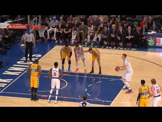 Knicks Fans Start 'Charles Oakley' Chant | Nuggets vs Knicks | February 6, 2017 | 2016-17 NBA Season