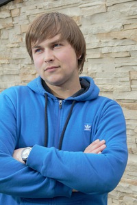 Александр Шаповалов