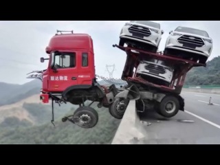 Ultimate IDIOT Spring FUNNY DRIVERS, Retardet CRAZY FUNNY September FAILS 2017