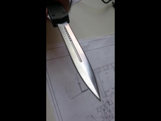 Microtech Makora 2