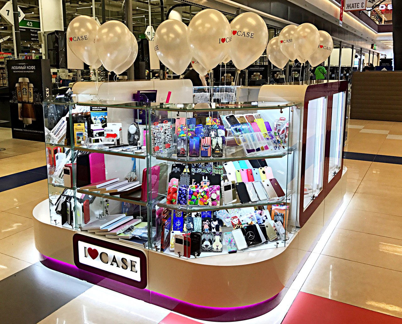 магазин аксессуаров питер. зона аксессуаров в магазине.