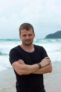 Юнес Буряков