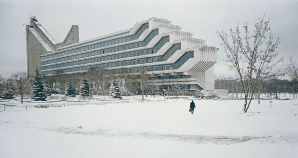 Архитектура СССР — это когда все здания выглядят как базы повстанцев и имперцев из Star Wars.