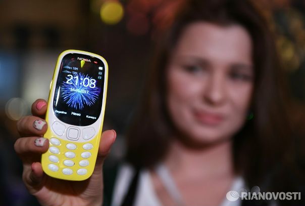 Возвращение легенды: старт продаж Nokia 3310 в России вызвал ажиотаж: 