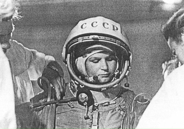 В последнее время ученые все чаще обращают внимание на дискриминацию в собственных кругах. Новый опрос показал, насколько сексизм и расизм распространены в астрономическом обществе.