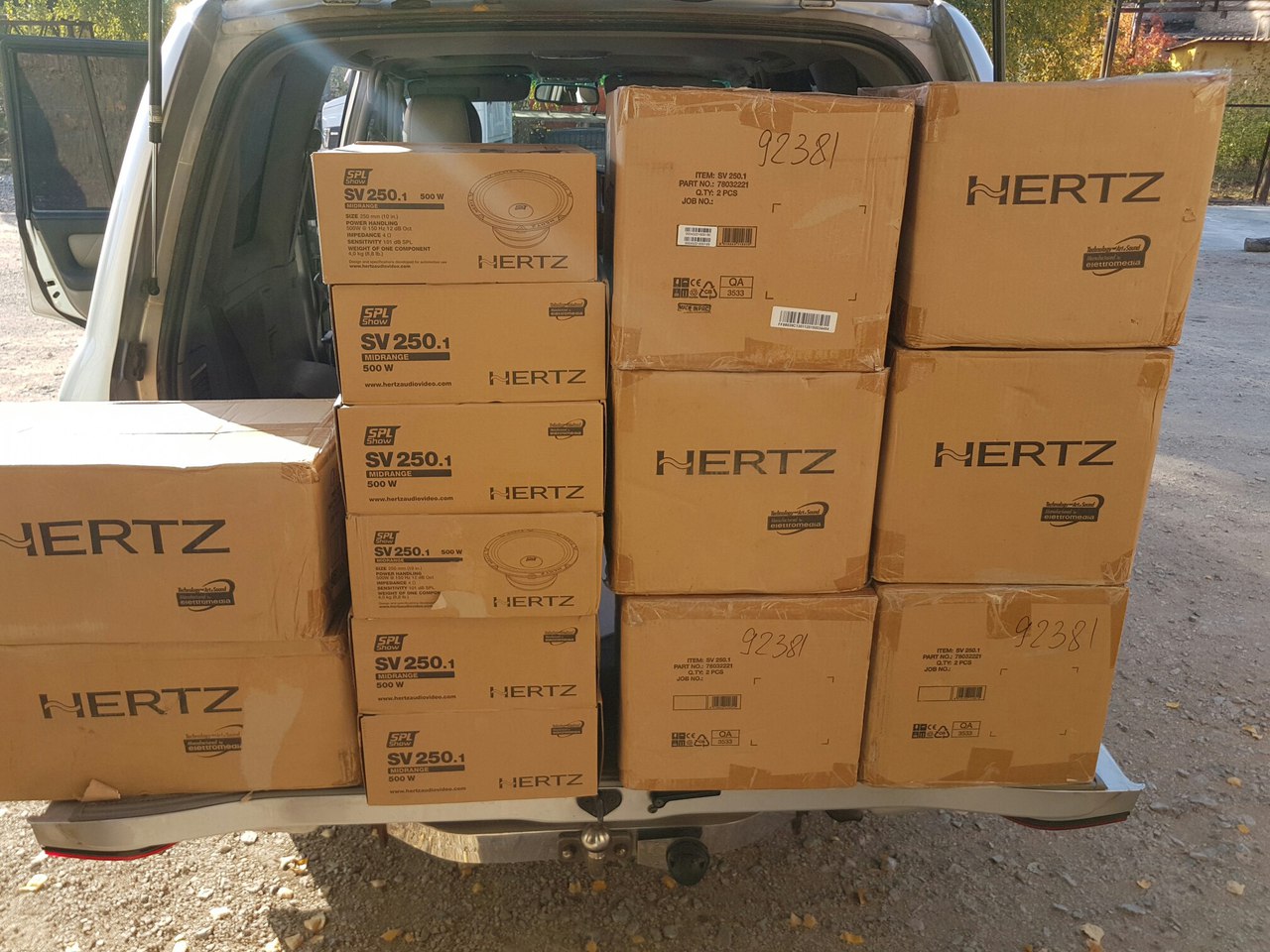 ZFGJv6Q680E.jpg