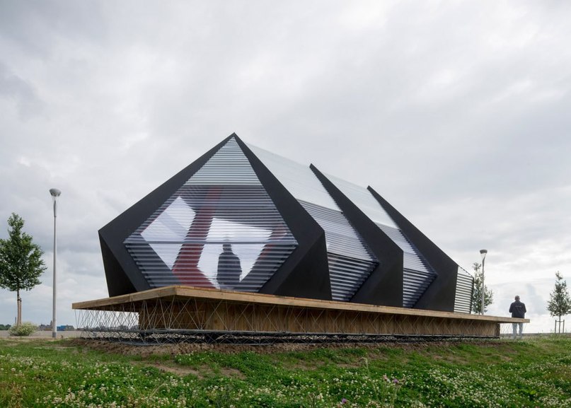 Frank Havermans creates futuristic pavilion in the