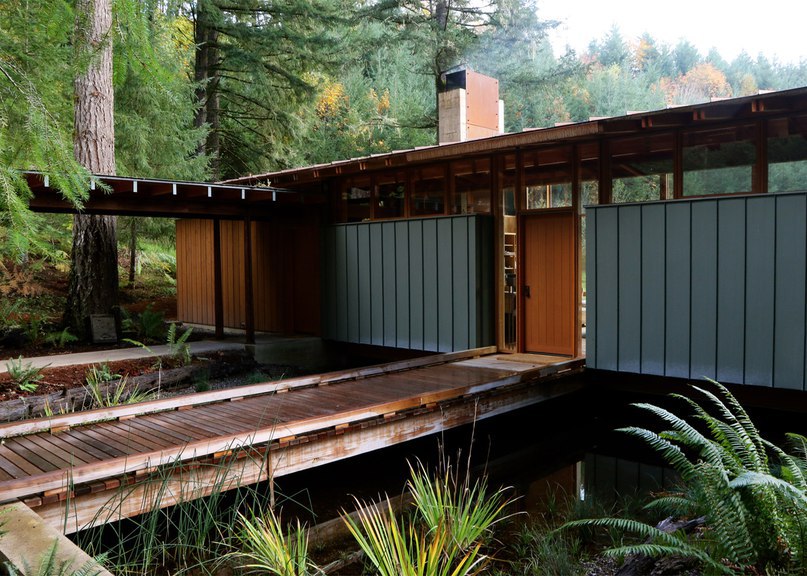 Cutler Anderson builds wooden Newberg Residence over