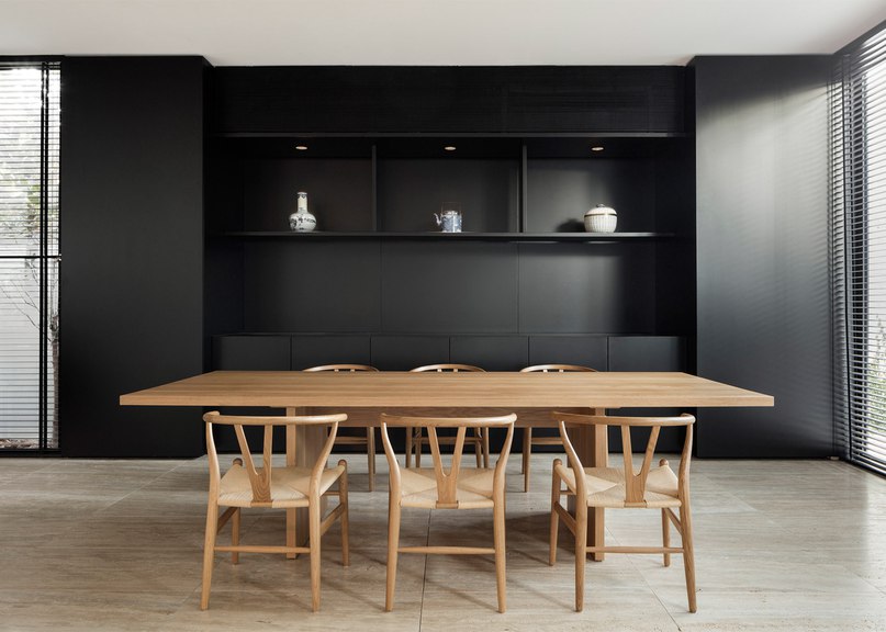 Davidov Partners completes concrete and glass house