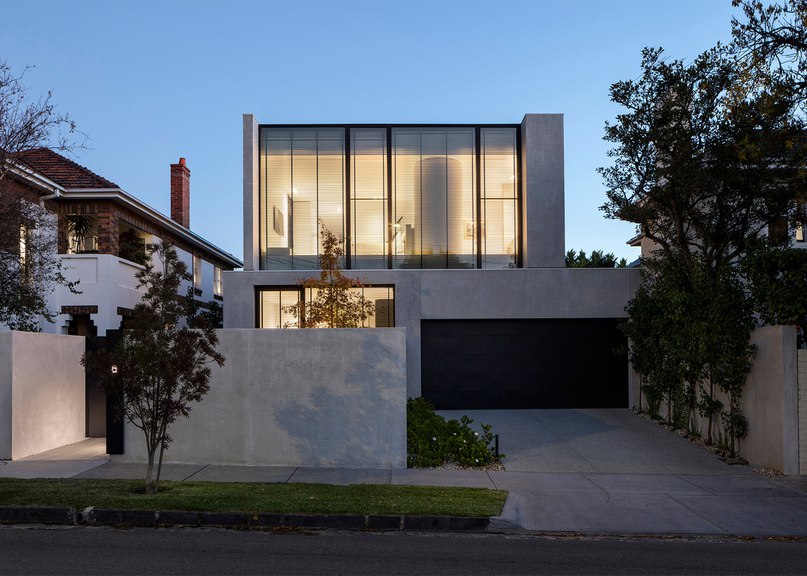 Davidov Partners completes concrete and glass house