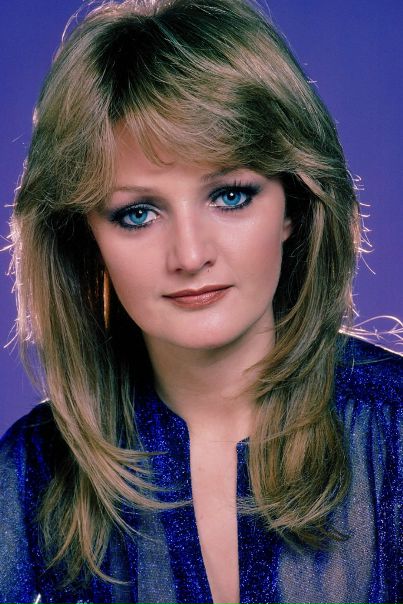 Бонни Тайлер (Bonnie Tyler) - Английская певица 70-х - 80-х годов. Известность пришла в 1975 году с песней 