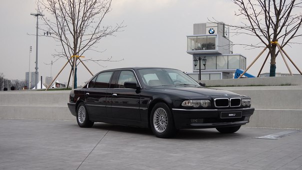 #BMW E38 L7
