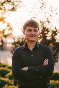Евгений Стрельцов