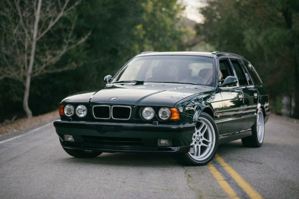 #BMW M5 E34 Touring “Elekta”