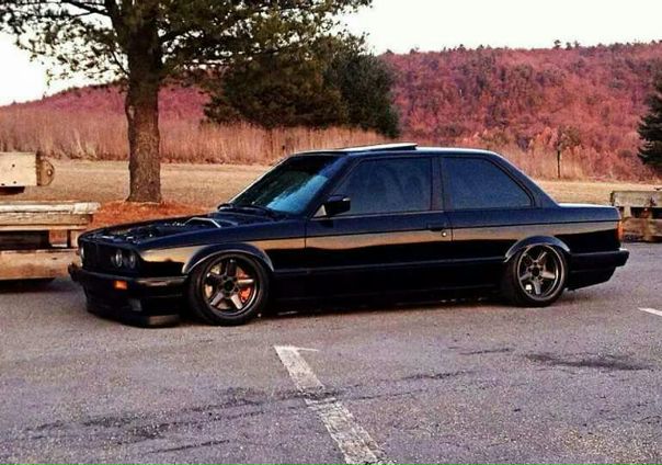 #BMW E30 Coupe 
