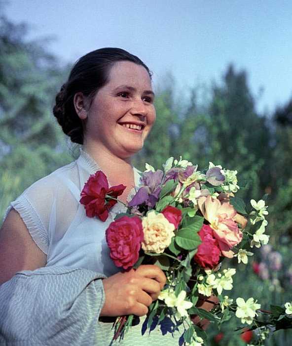 Валентина Гагарина, июнь 1961 Валентина Гагарина, июнь 1961