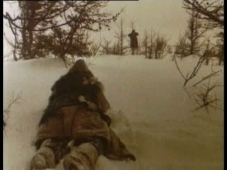 Пегий пес, бегущий краем моря (1990) фильм