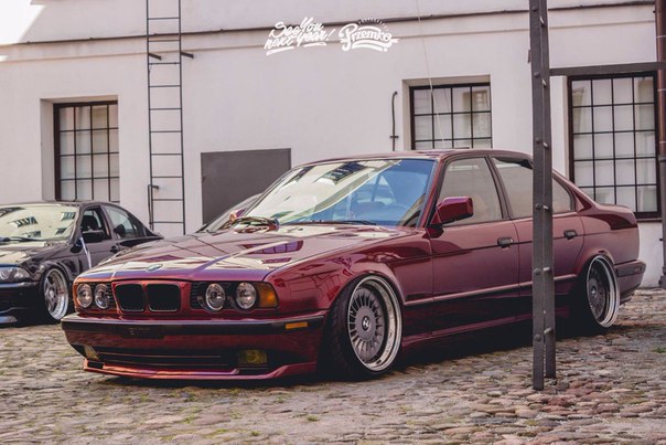 #BMW 5-Series (E34)