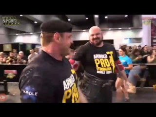 B.Shaw vs M. Shivlyakov. Arnold Australia 2017. The Frame Carry / Колодец (380 kg)