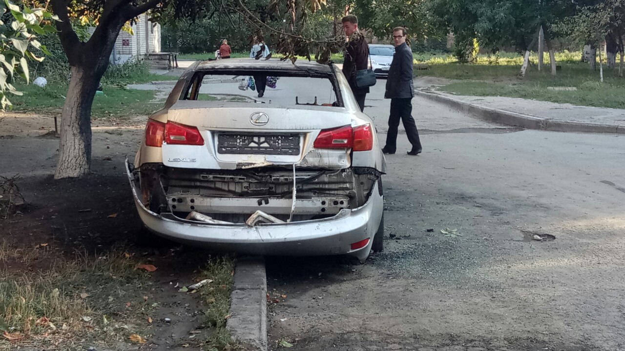 В Таганроге неизвестные сожгли Lexus за 2 млн рублей